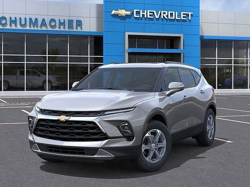 New 2026 Chevrolet Blazer LT image 8