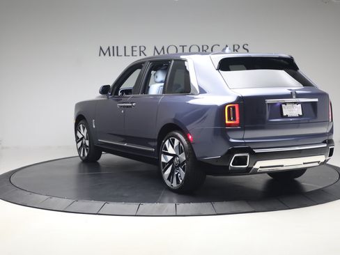 Certified 2025 Rolls-Royce Cullinan AWD/4WD image 12