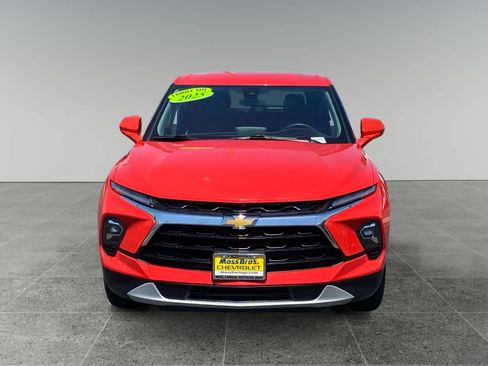 Used 2025 Chevrolet Blazer LT FWD image 8