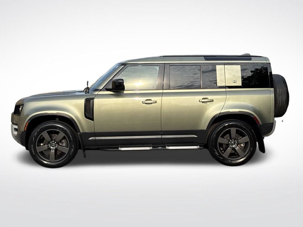 Certified 2023 Land Rover Defender 110 S AWD/4WD image 8