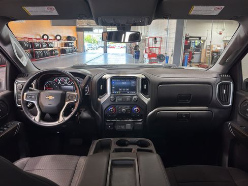 Used 2021 Chevrolet Silverado 2500 LT w/ Fleet Comfort Package AWD/4WD image 14