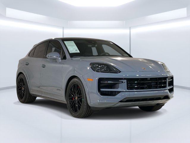 Certified 2025 Porsche Cayenne GTS AWD/4WD image 9
