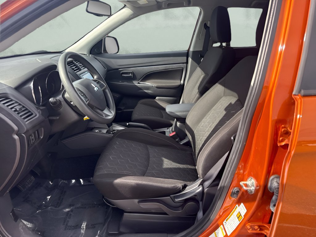 Used 2024 Mitsubishi Outlander Sport ES AWD/4WD image 8
