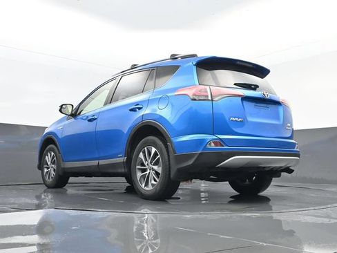 Used 2016 Toyota RAV4 XLE AWD/4WD image 22