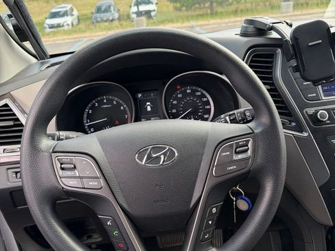 Used 2018 Hyundai Santa Fe Sport AWD/4WD image 5