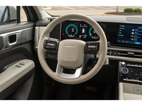 Used 2026 Hyundai Santa Fe SEL FWD image 23