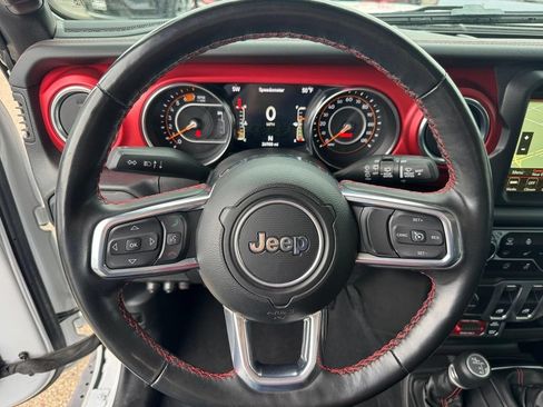 Used 2023 Jeep Wrangler Rubicon w/ Cold Weather Group AWD/4WD image 13