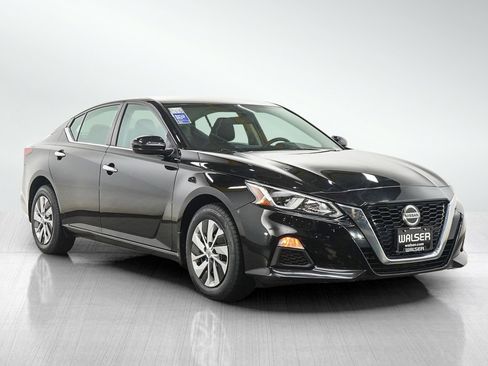 Used 2020 Nissan Altima 2.5 S AWD/4WD image 7