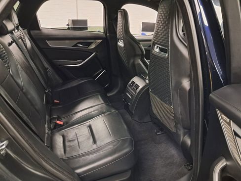Used 2021 Jaguar F-PACE SVR image 41