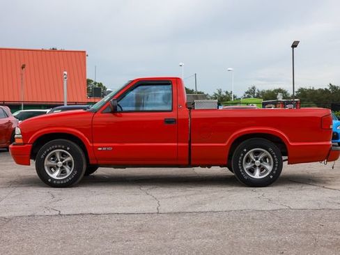 Used 2000 Chevrolet S10 Pickup LS w/ Preferred Equipment Group RWD image 4