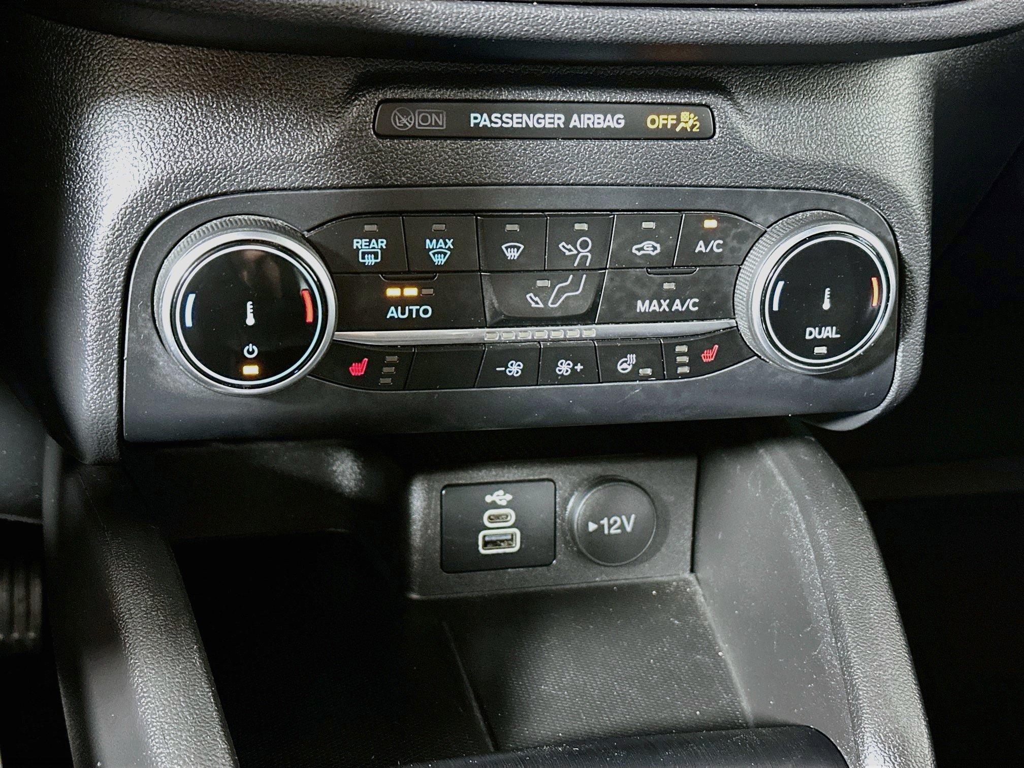 Used 2025 Ford Escape ST-Line Select AWD/4WD image 15