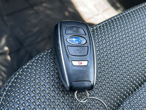 Used 2024 Subaru Crosstrek 2.0i Premium AWD/4WD image 30
