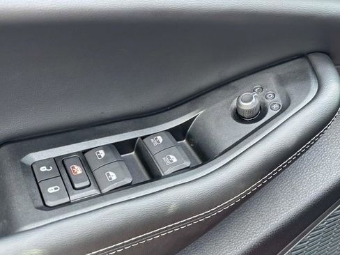 New 2026 Jeep Grand Cherokee Altitude AWD/4WD image 17