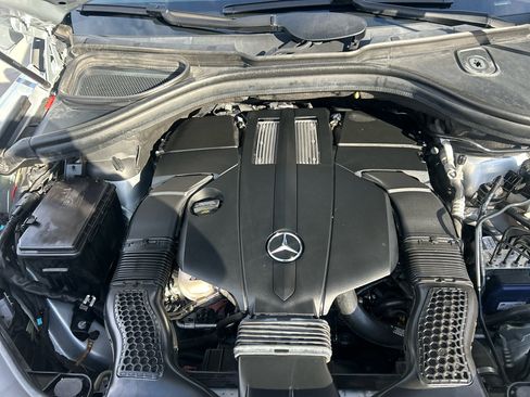 Used 2017 Mercedes-Benz GLS 450 4MATIC image 20