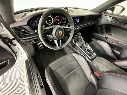Used 2022 Porsche 911 GT3 image 10