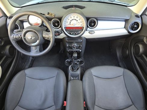 Used 2013 MINI Cooper Hardtop FWD image 9