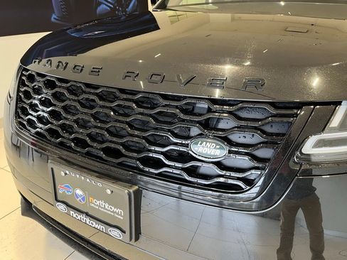 Used 2021 Land Rover Range Rover Velar S AWD/4WD image 14