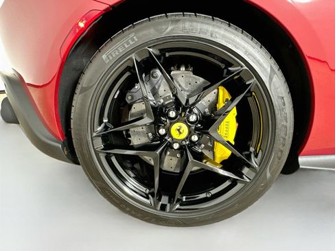 Used 2025 Ferrari Roma Spider RWD image 49