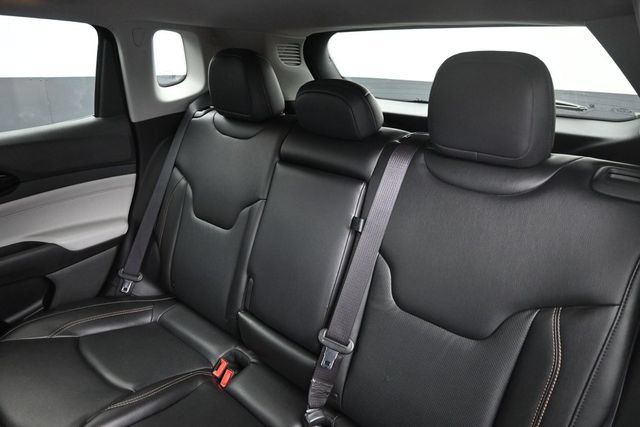 Used 2022 Jeep Compass Limited AWD/4WD image 16