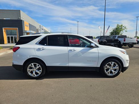 Used 2019 Chevrolet Equinox Premier w/ Premier True North Edition AWD/4WD image 6