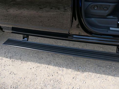 New 2026 Chevrolet Silverado 2500 High Country w/ High Country Premium Package AWD/4WD image 11