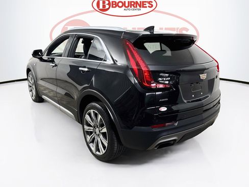 Used 2019 Cadillac XT4 Premium Luxury AWD/4WD image 9