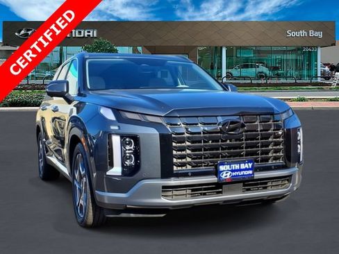 Used 2023 Hyundai Palisade Limited FWD image 1