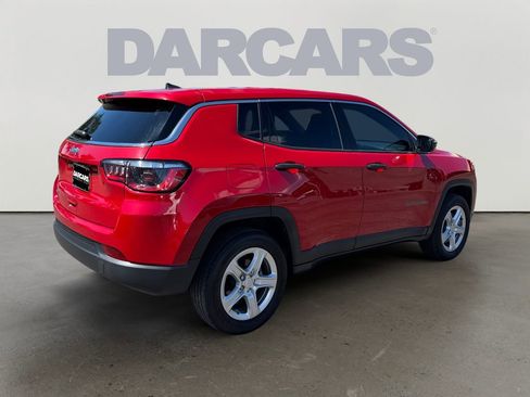 Used 2024 Jeep Compass Sport AWD/4WD image 7
