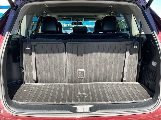 Used 2016 Toyota Highlander XLE AWD/4WD image 6