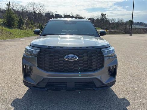New 2026 Ford Explorer ST-Line AWD/4WD image 7