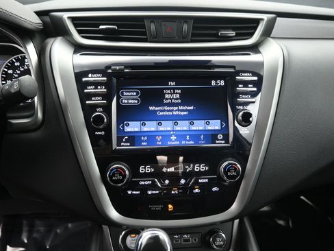 Used 2024 Nissan Murano SL image 15