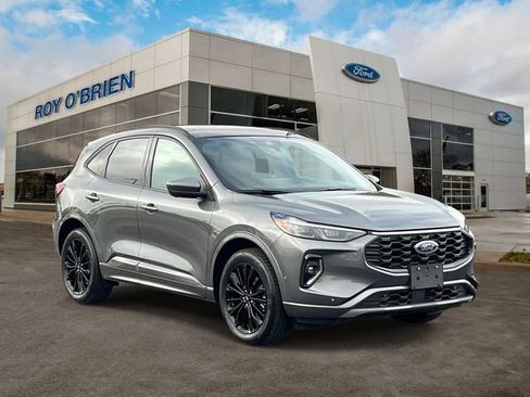Certified 2023 Ford Escape ST-Line Elite w/ Premium Technology Package AWD/4WD image 6