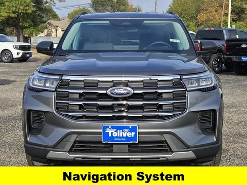 New 2026 Ford Explorer Active image 3
