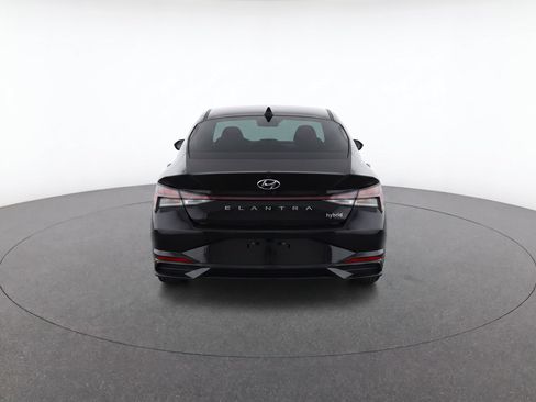 Used 2022 Hyundai Elantra Limited FWD image 5