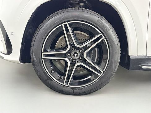 New 2026 Mercedes-Benz GLS 450 4MATIC image 34