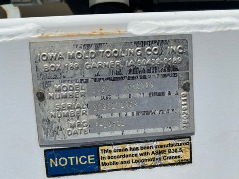 Used 2011 Ford F550 2WD Regular Cab Super Duty w/ Payload Upgrade Pkg image 21