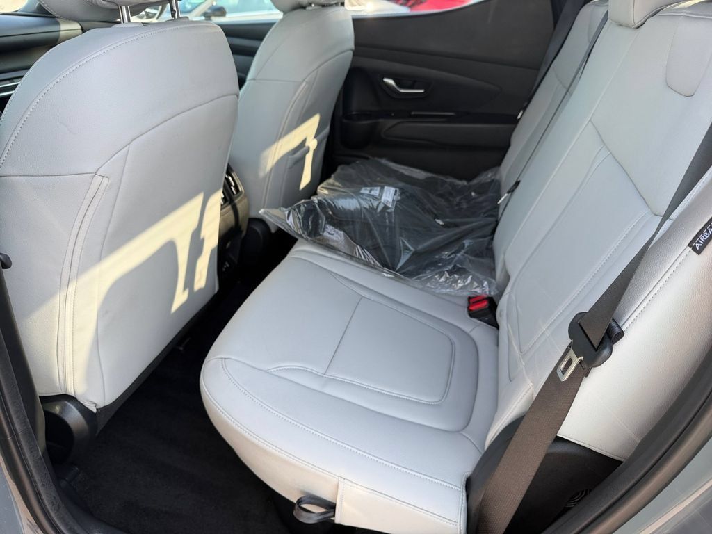 Certified 2026 Hyundai Santa Cruz SEL AWD/4WD image 16