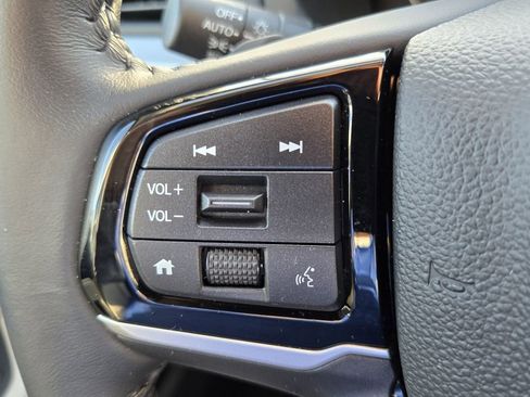 Certified 2025 Honda Odyssey Touring image 27