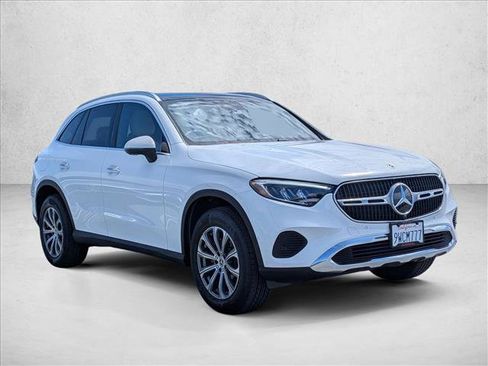 Used 2026 Mercedes-Benz GLC 300 4MATIC image 3