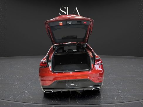 Used 2023 Mercedes-Benz GLC 300 4MATIC Coupe image 8