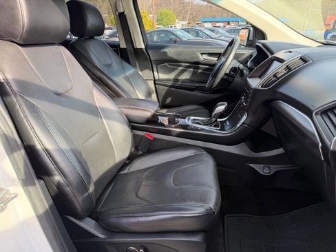 Used 2015 Ford Edge Titanium w/ Equipment Group 302A image 19