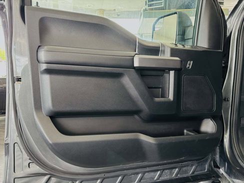 Used 2020 Ford F150 XLT w/ Equipment Group 302A Luxury AWD/4WD image 29