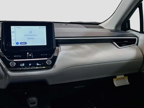Used 2026 Toyota Corolla Cross LE w/ Moonroof Package FWD image 19
