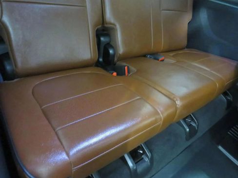 Used 2018 Chevrolet Traverse High Country image 47