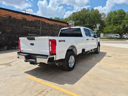 Used 2025 Ford F350 XLT AWD/4WD image 7
