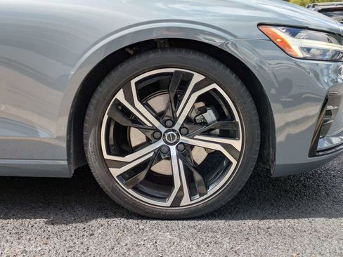 Used 2023 Volvo S60 B5 Core w/ Protection Package Premier image 11