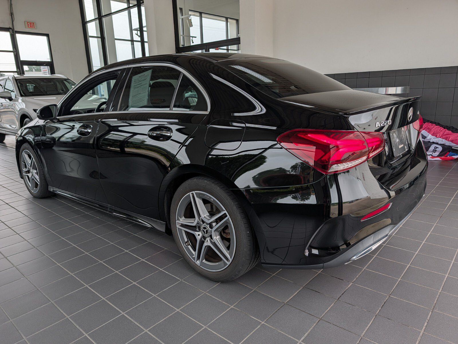 Used 2020 Mercedes-Benz A 220 4MATIC image 5