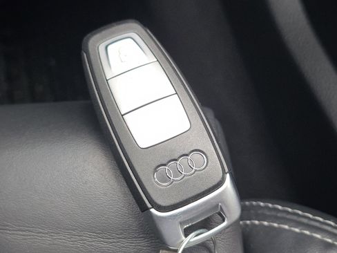 Used 2019 Audi S5 Prestige w/ S Sport Package image 28