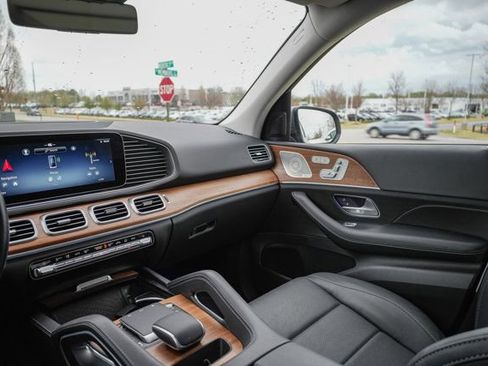 Certified 2025 Mercedes-Benz GLE 350 4MATIC image 22
