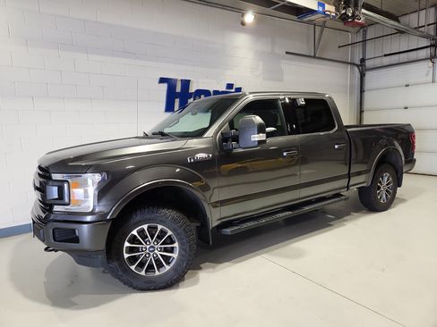 Used 2020 Ford F150 XLT w/ Equipment Group 302A Luxury AWD/4WD image 2